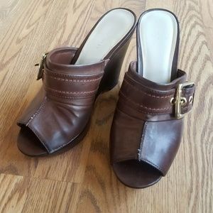 Nine West Womans 7.5 M Brown Mules Wedges Buckle
